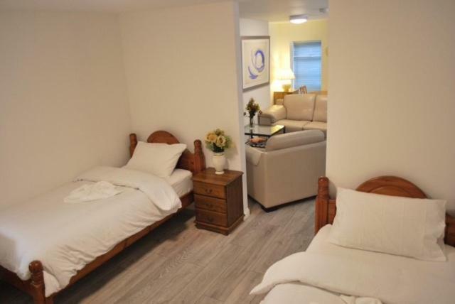 Gallowgate Square Apartments ลาร์กส์ ภายนอก รูปภาพ